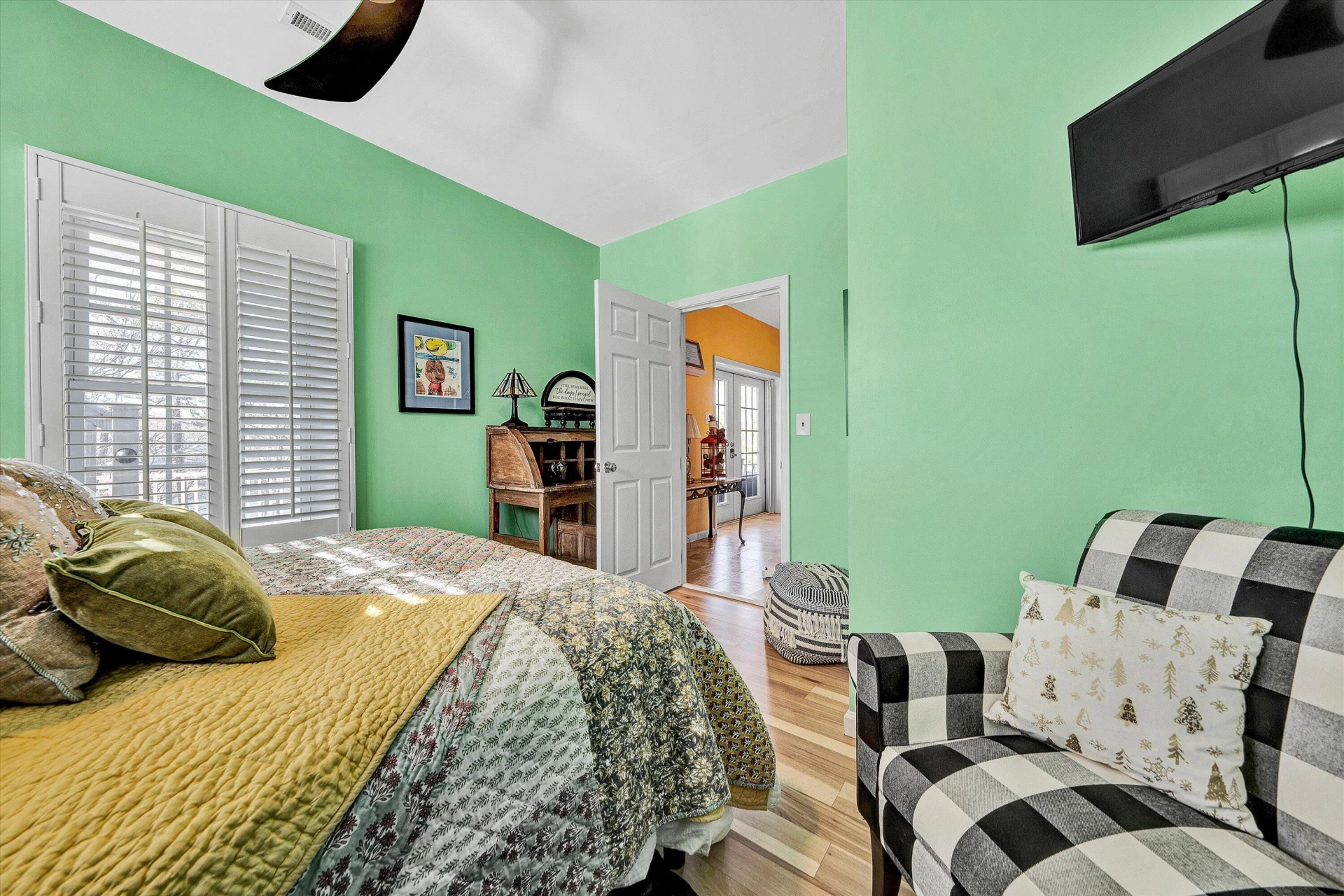 213 Redwood TER - Photo 35