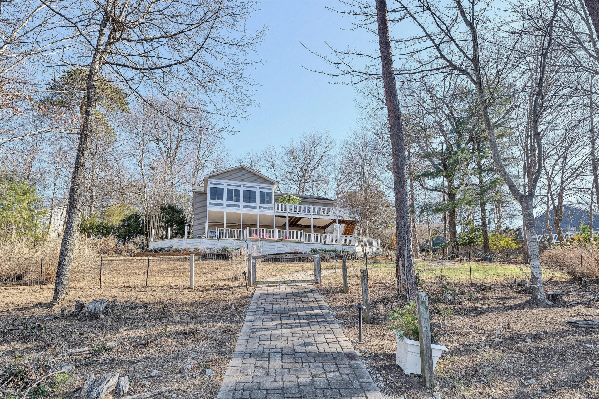 213 Redwood TER - Photo 54