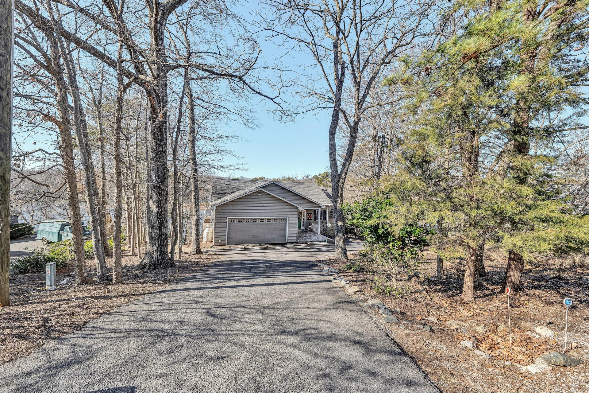 213 Redwood TER - Photo 57
