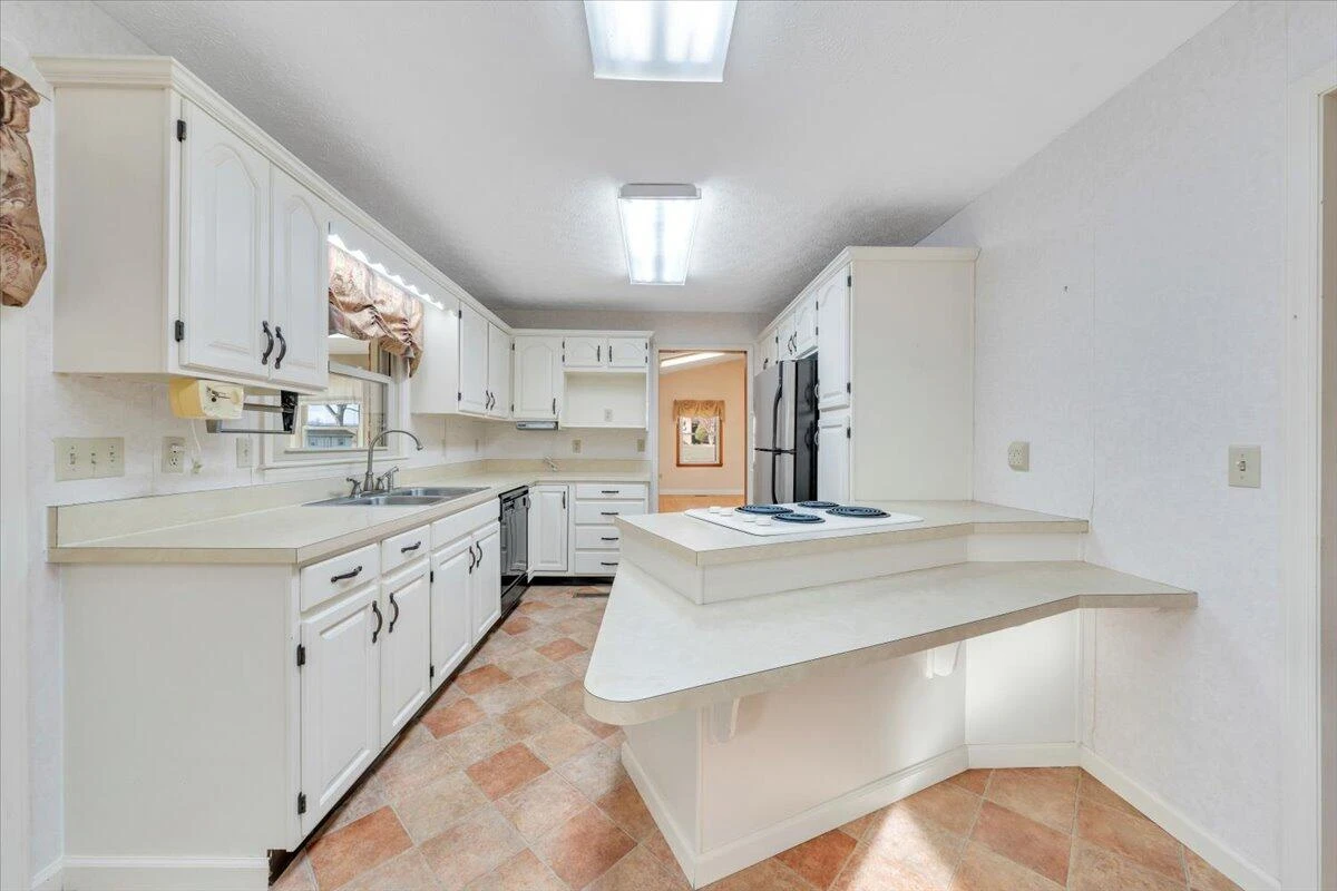 5985 Collier ST - Photo 30