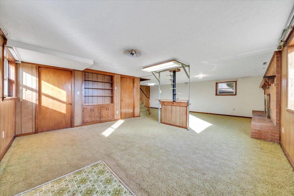 5985 Collier ST - Photo 50