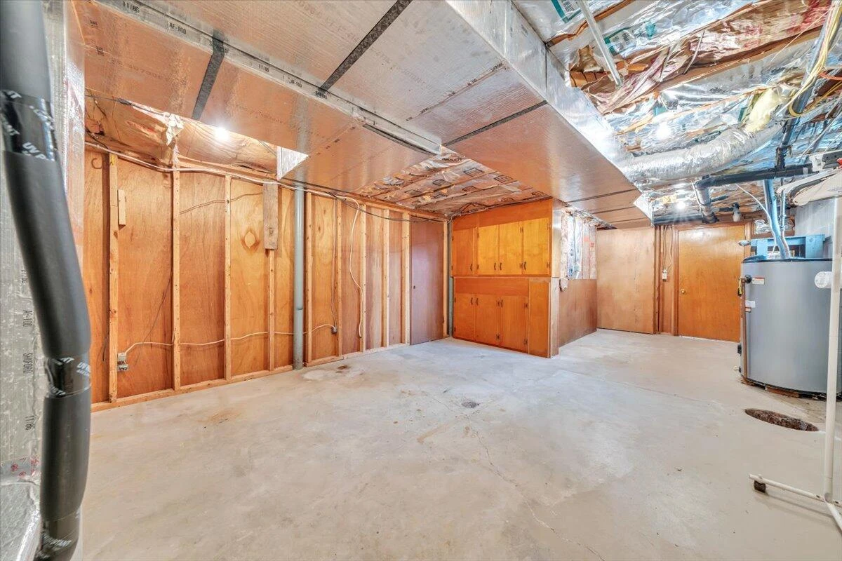 5985 Collier ST - Photo 56