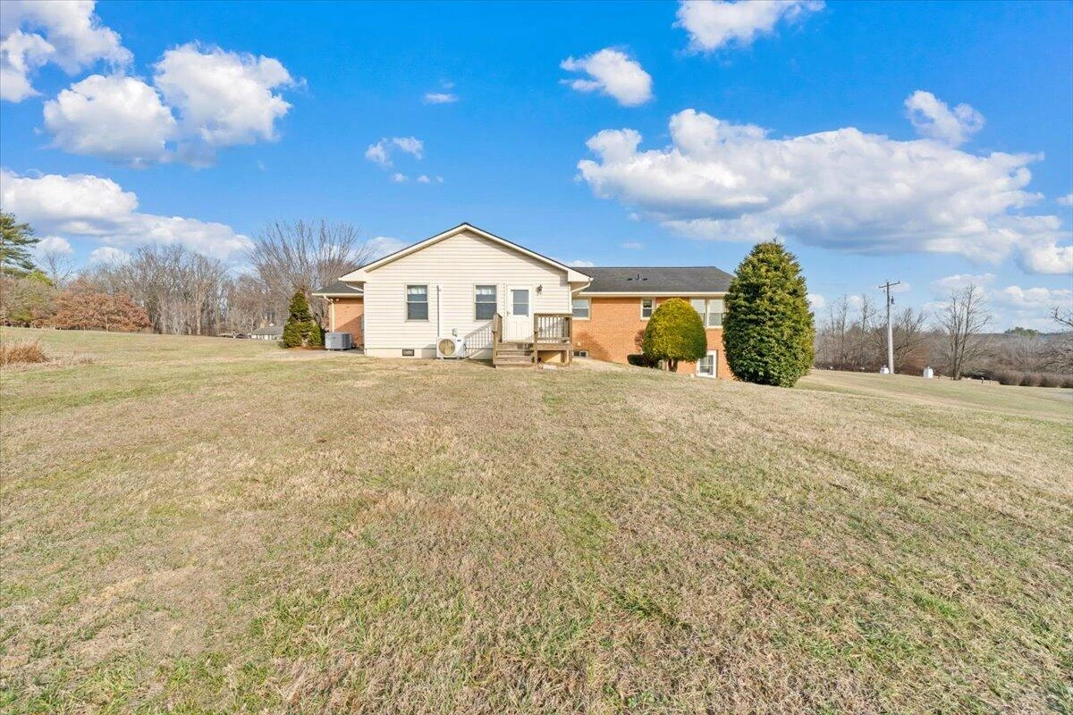 5985 Collier ST - Photo 10
