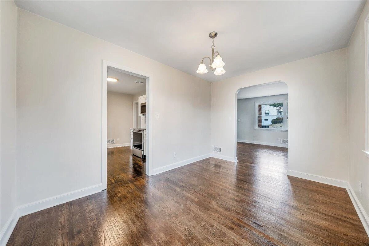 2830 Barnhart ST NW - Photo 10