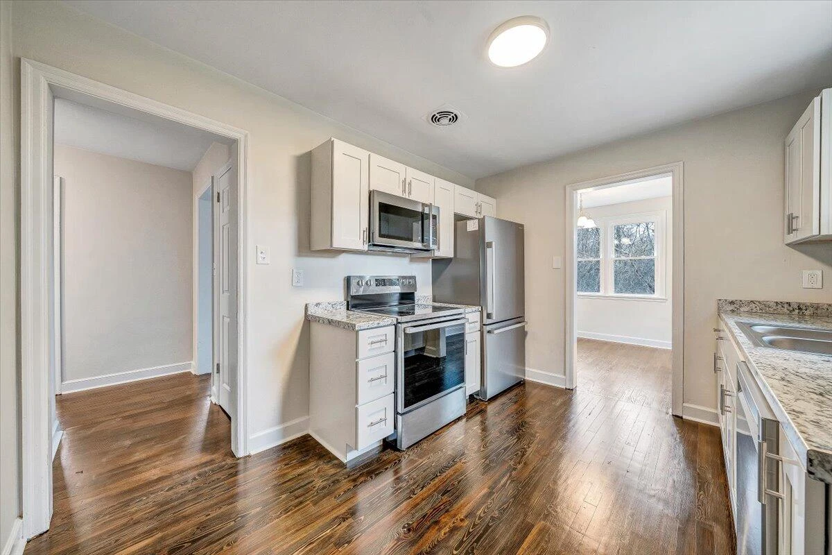 2830 Barnhart ST NW - Photo 14