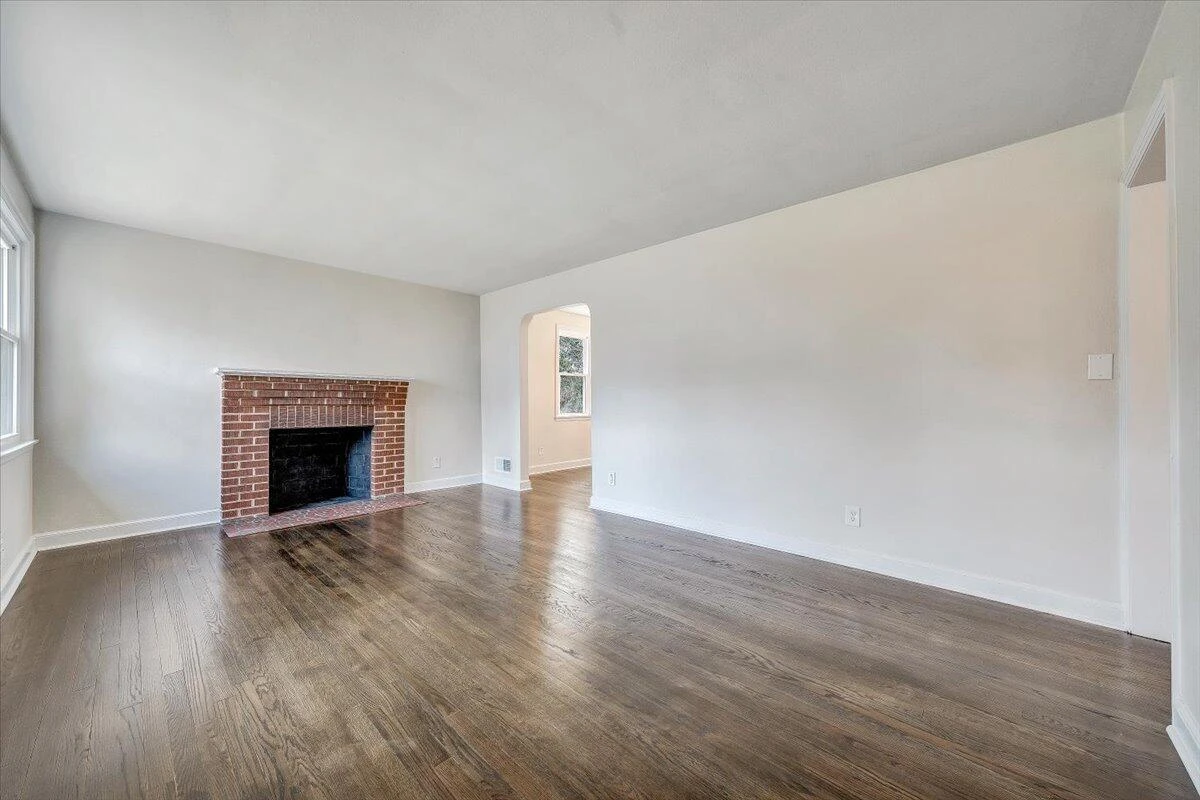 2830 Barnhart ST NW - Photo 3