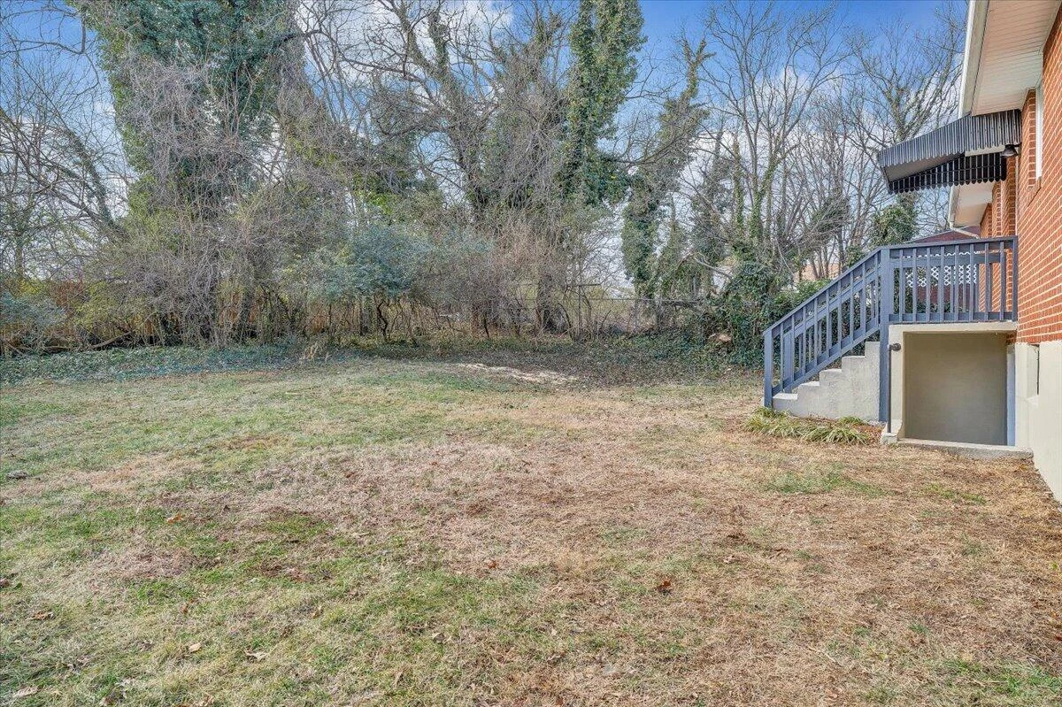 2830 Barnhart ST NW - Photo 32