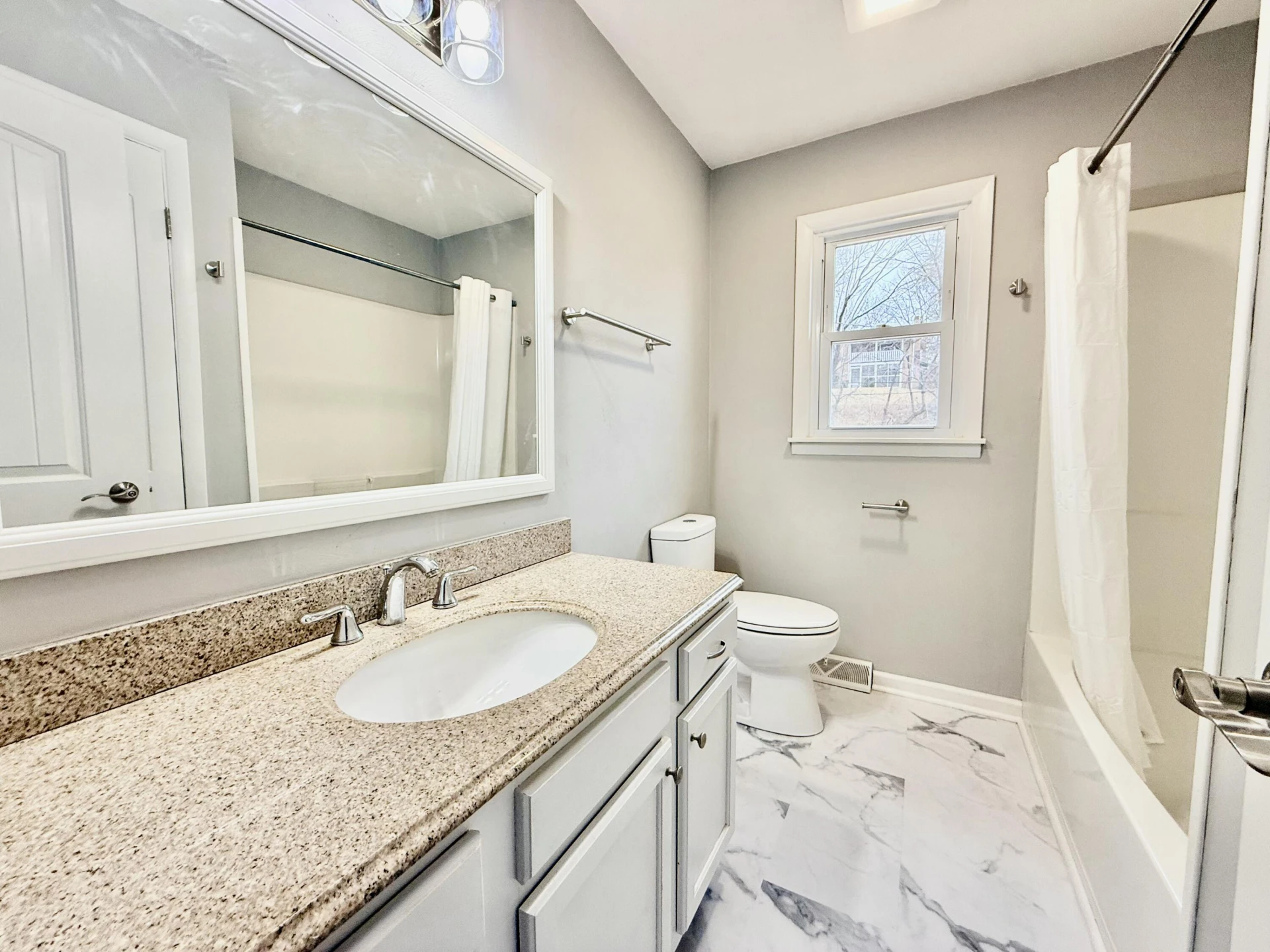 3432 Manassas DR - Photo 11