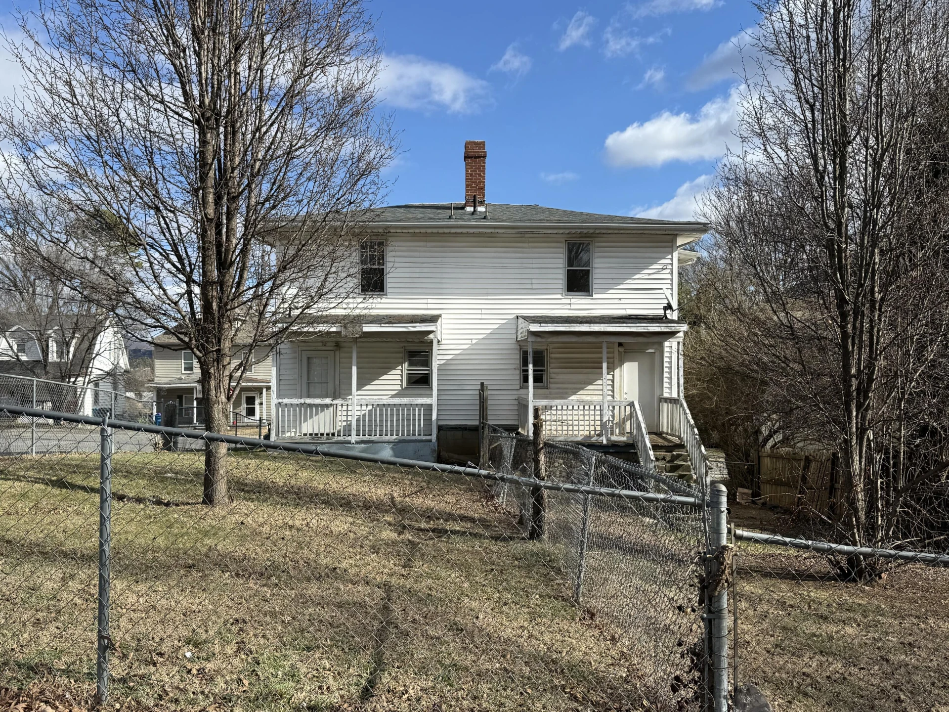 201/203 18th ST - Photo 3