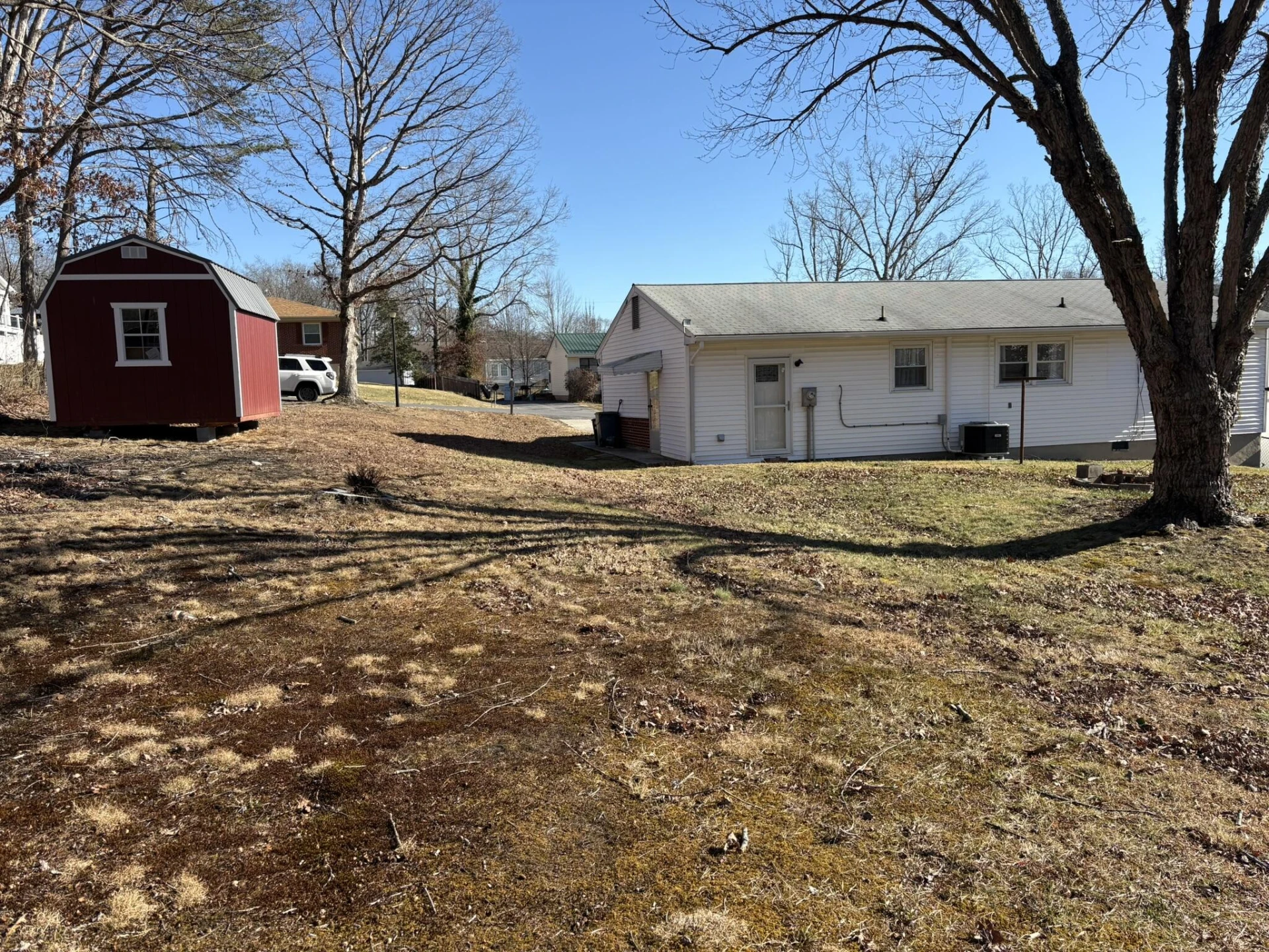 1321 Linden AVE - Photo 16