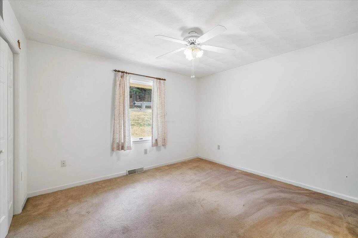 4935 Merriman RD - Photo 11
