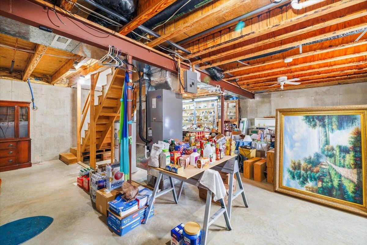 4935 Merriman RD - Photo 19