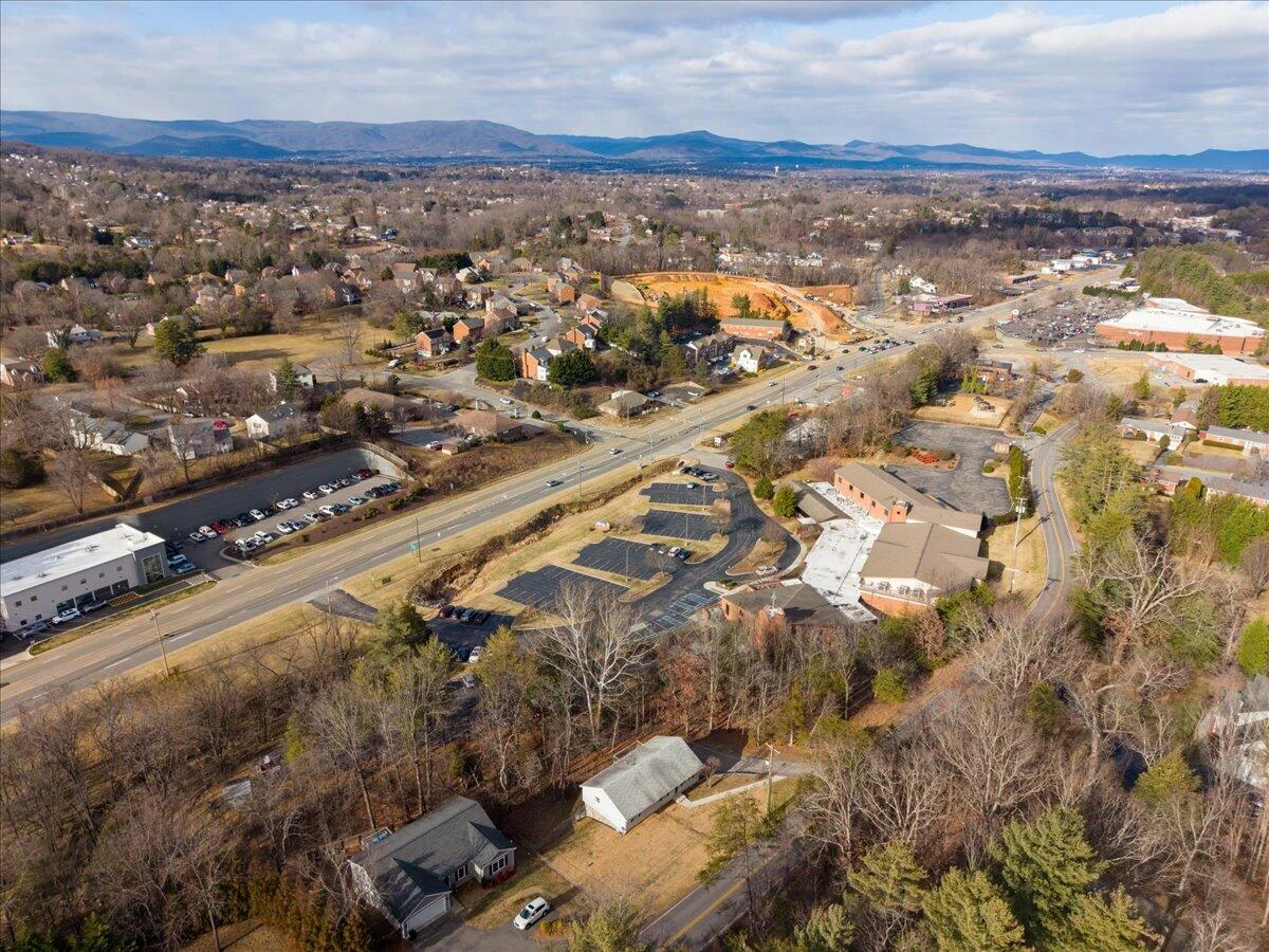 4935 Merriman RD - Photo 22