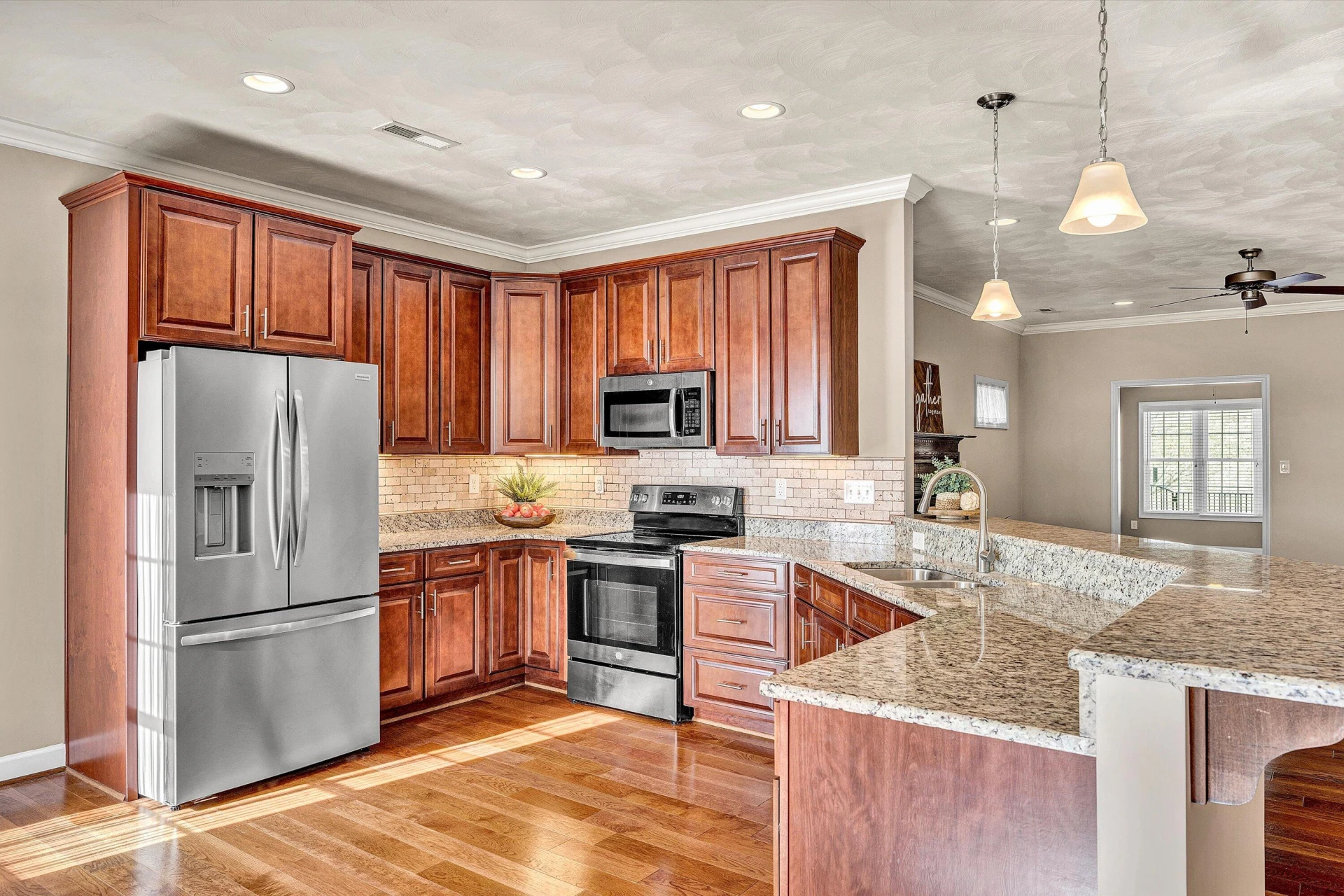 89 Medallion CT - Photo 11