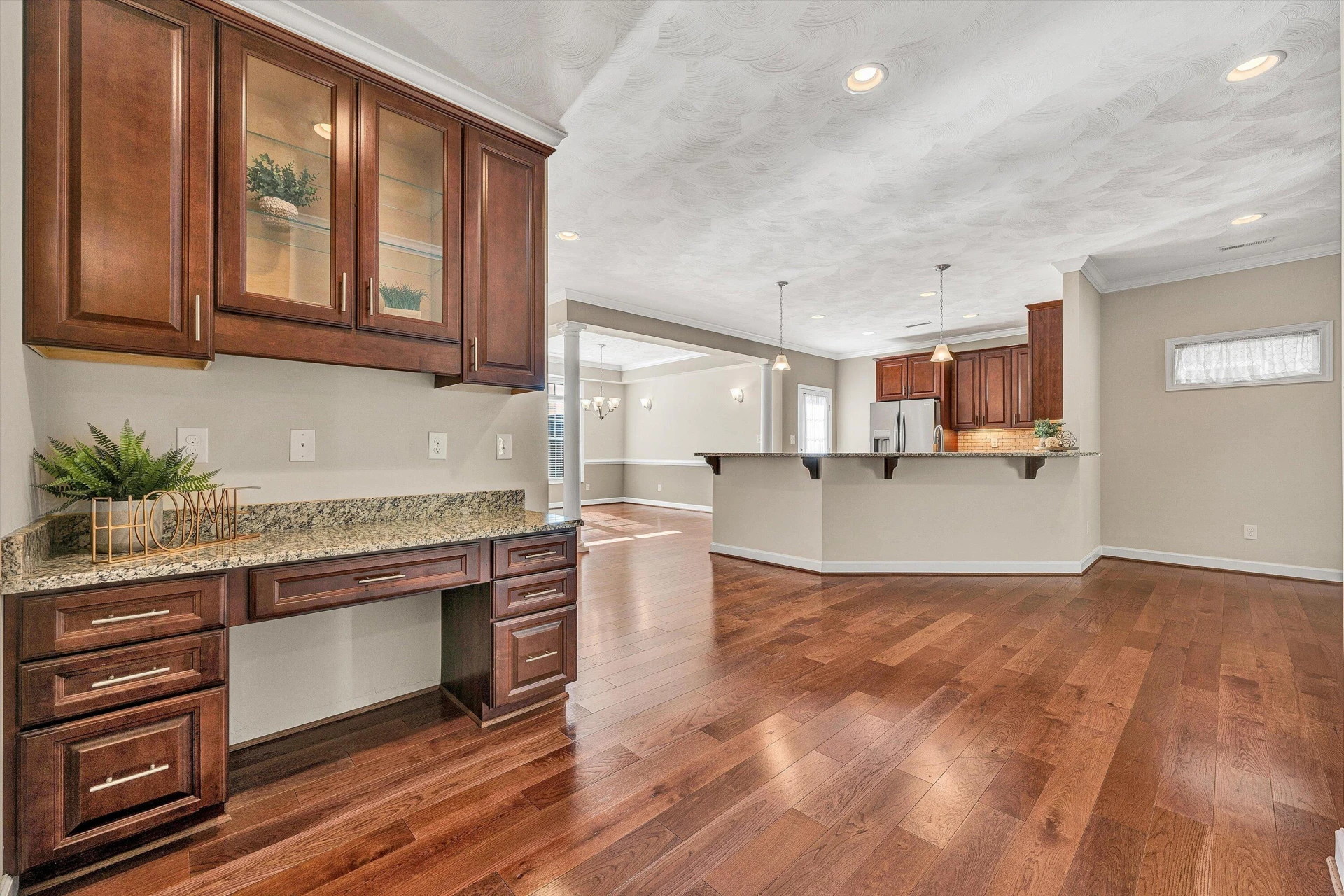 89 Medallion CT - Photo 17