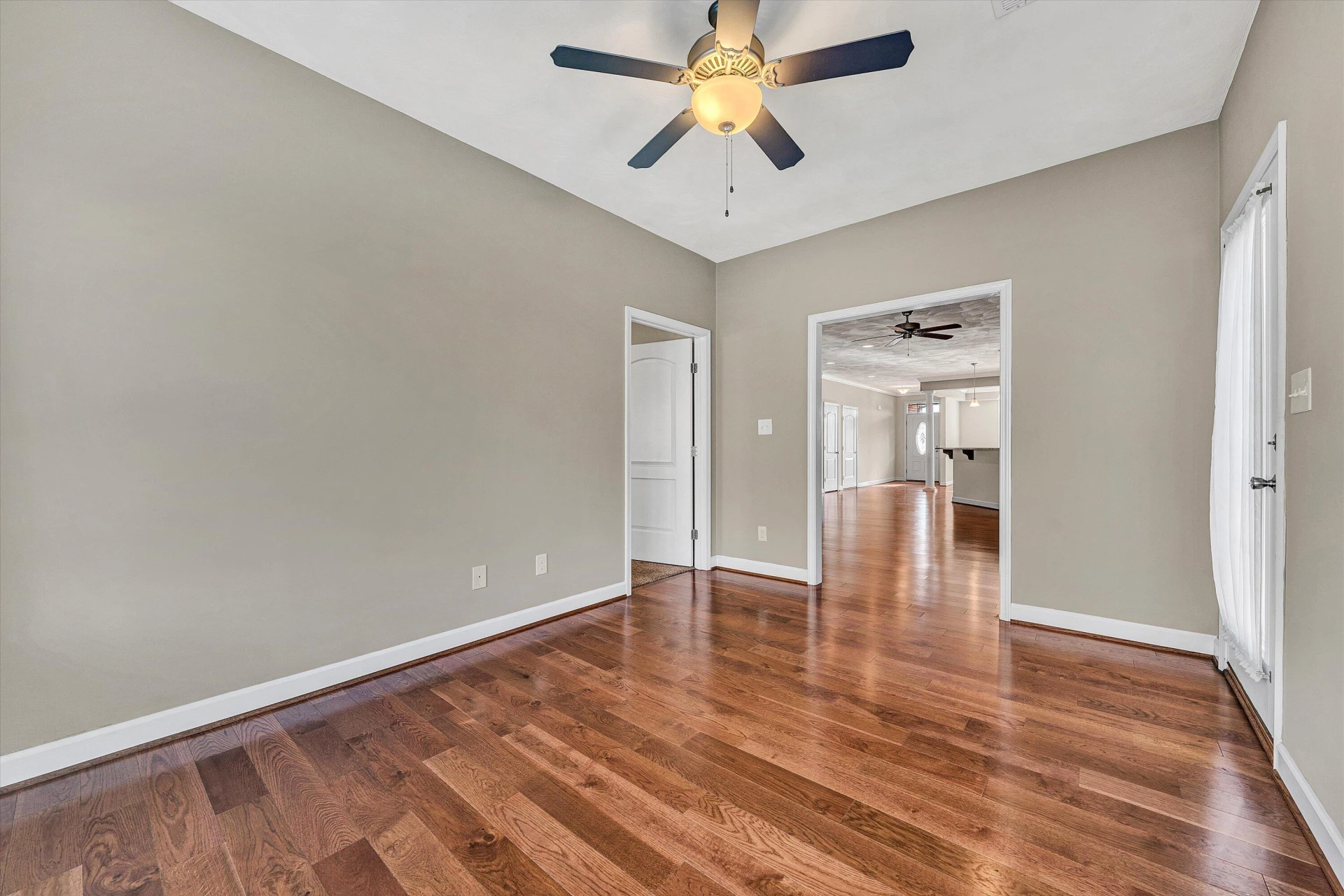 89 Medallion CT - Photo 22