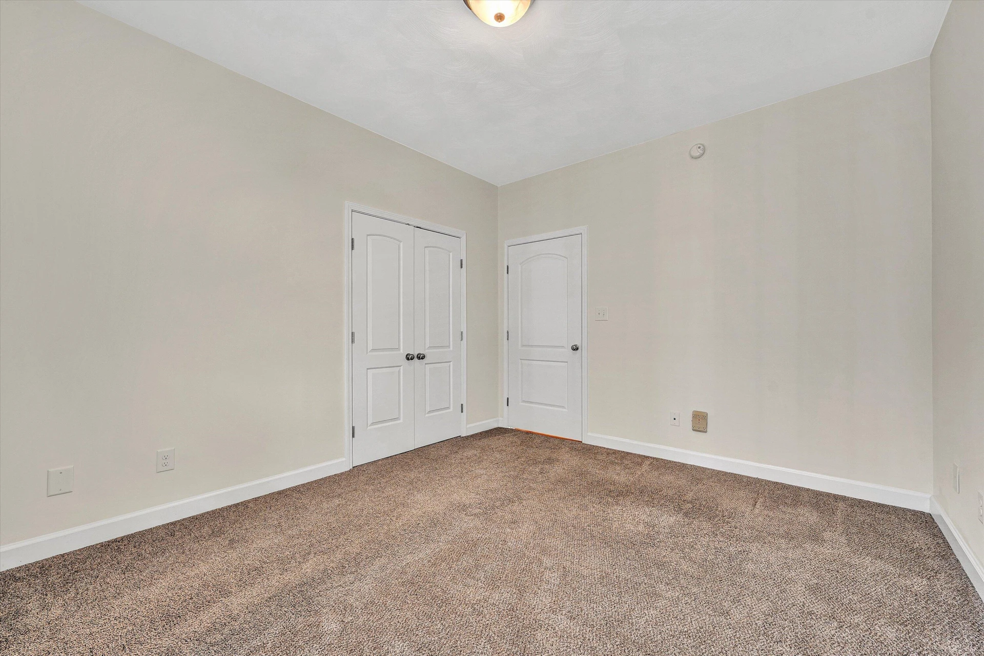 89 Medallion CT - Photo 30
