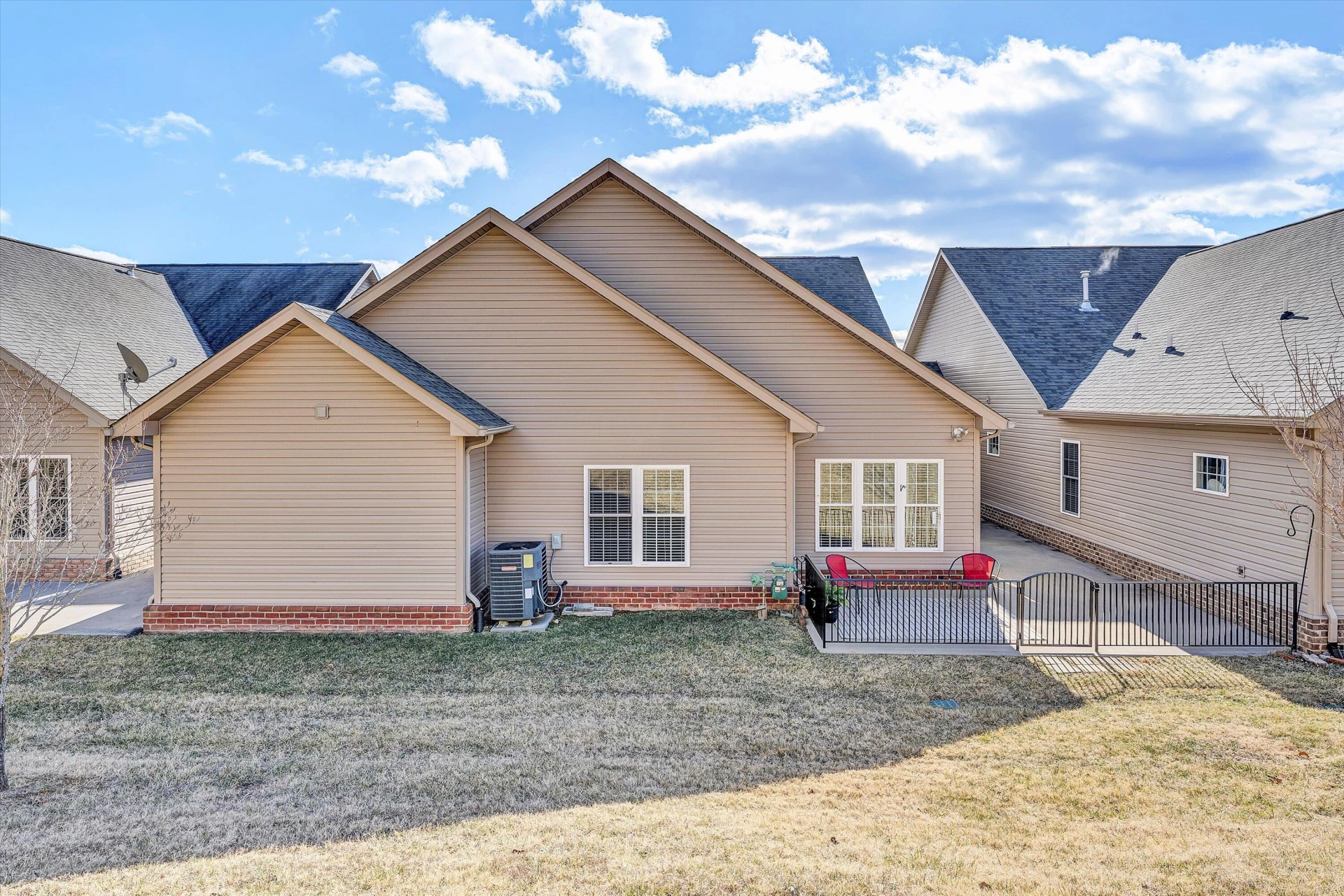 89 Medallion CT - Photo 47