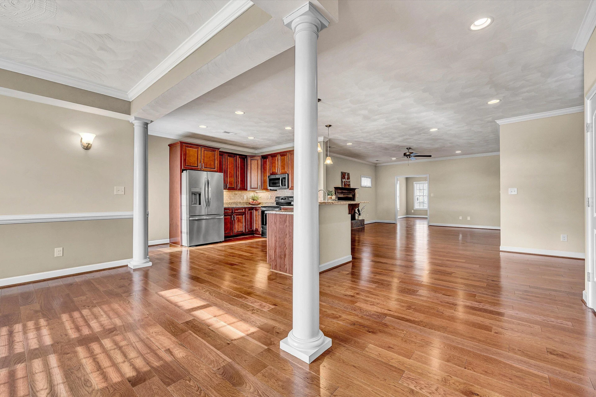89 Medallion CT - Photo 8