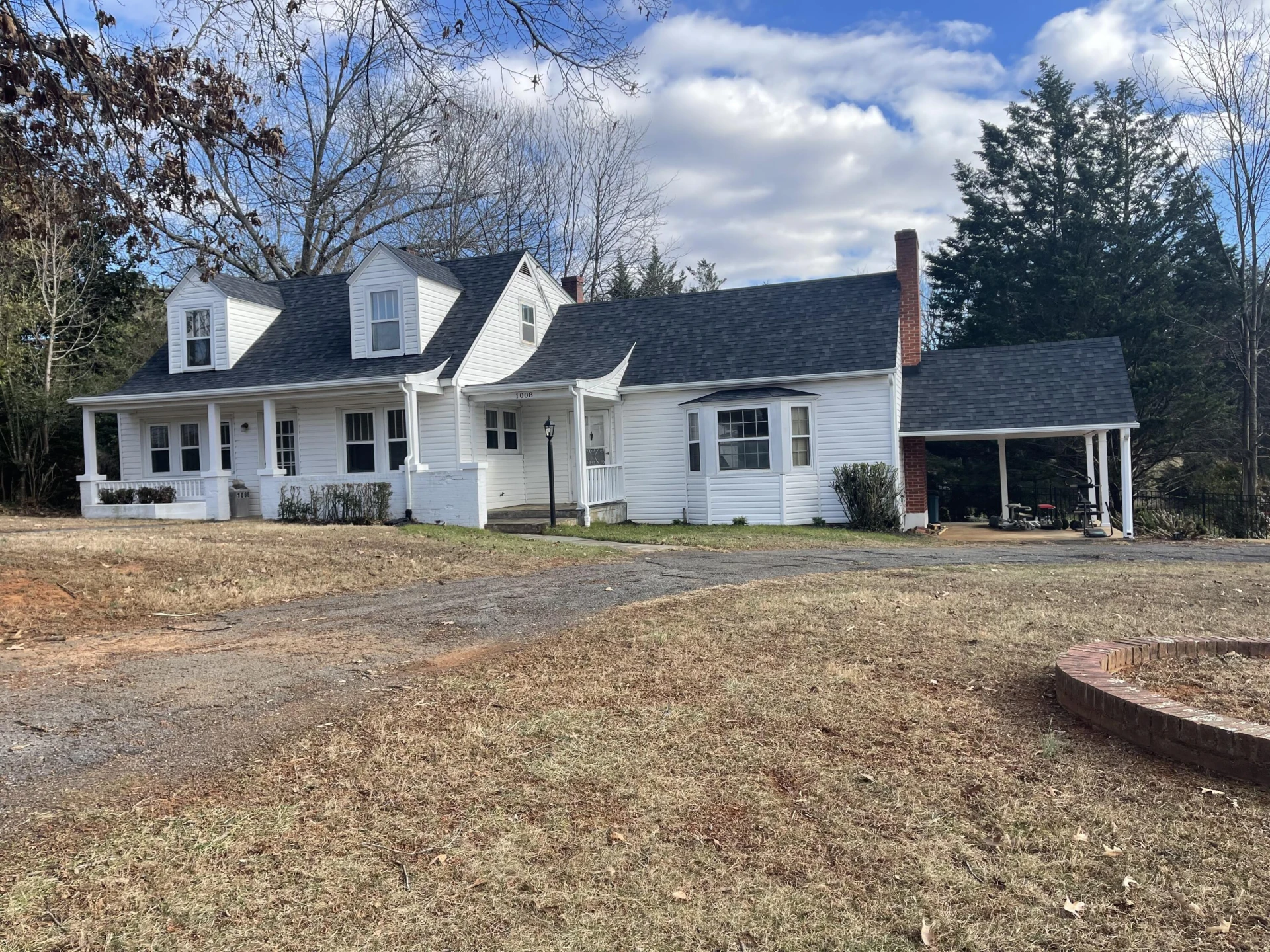 1008 Hampton AVE