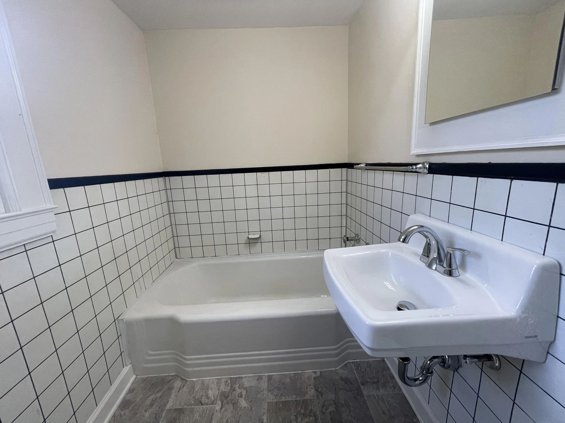1008 Hampton AVE - Photo 29