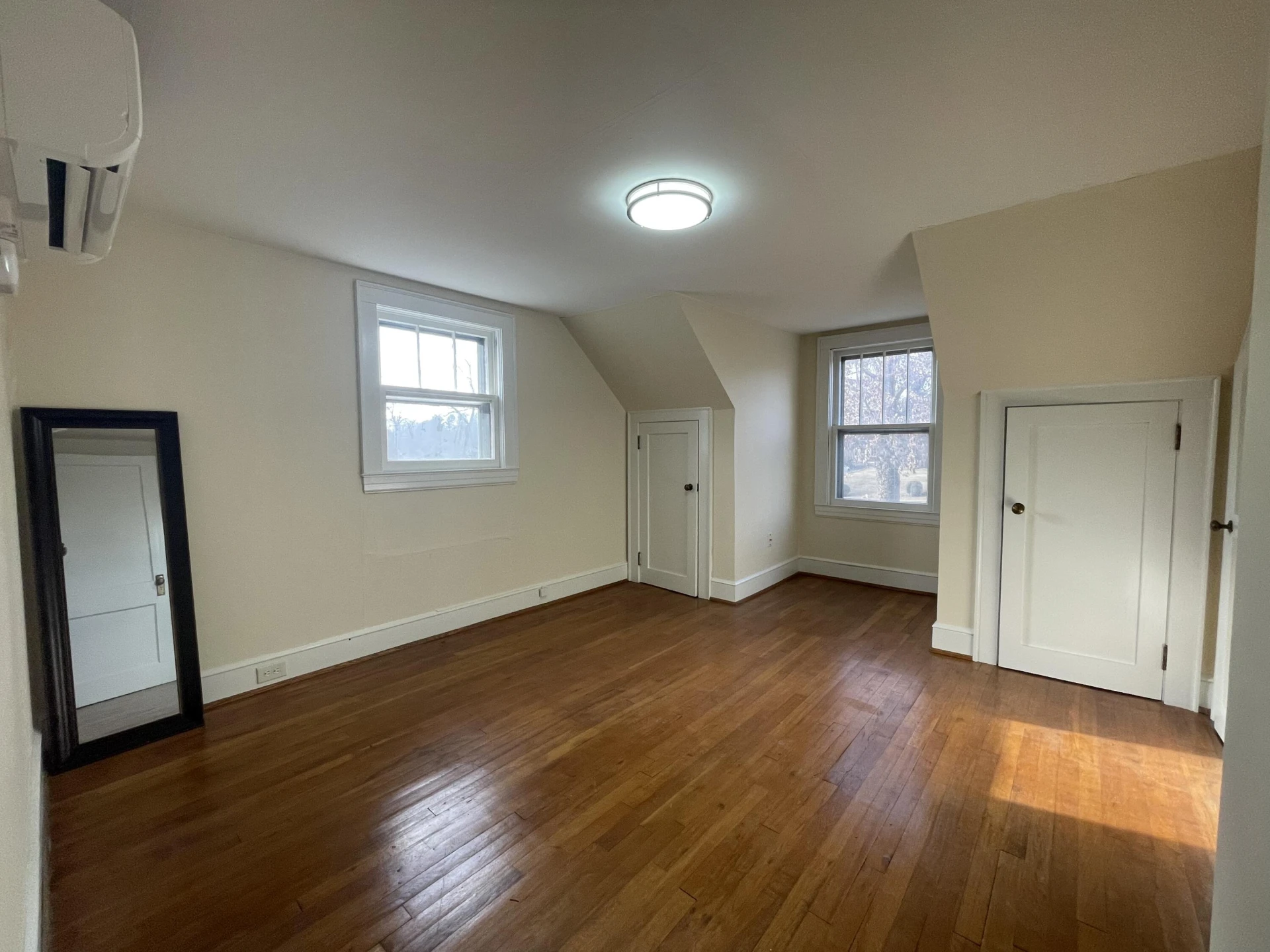 1008 Hampton AVE - Photo 32