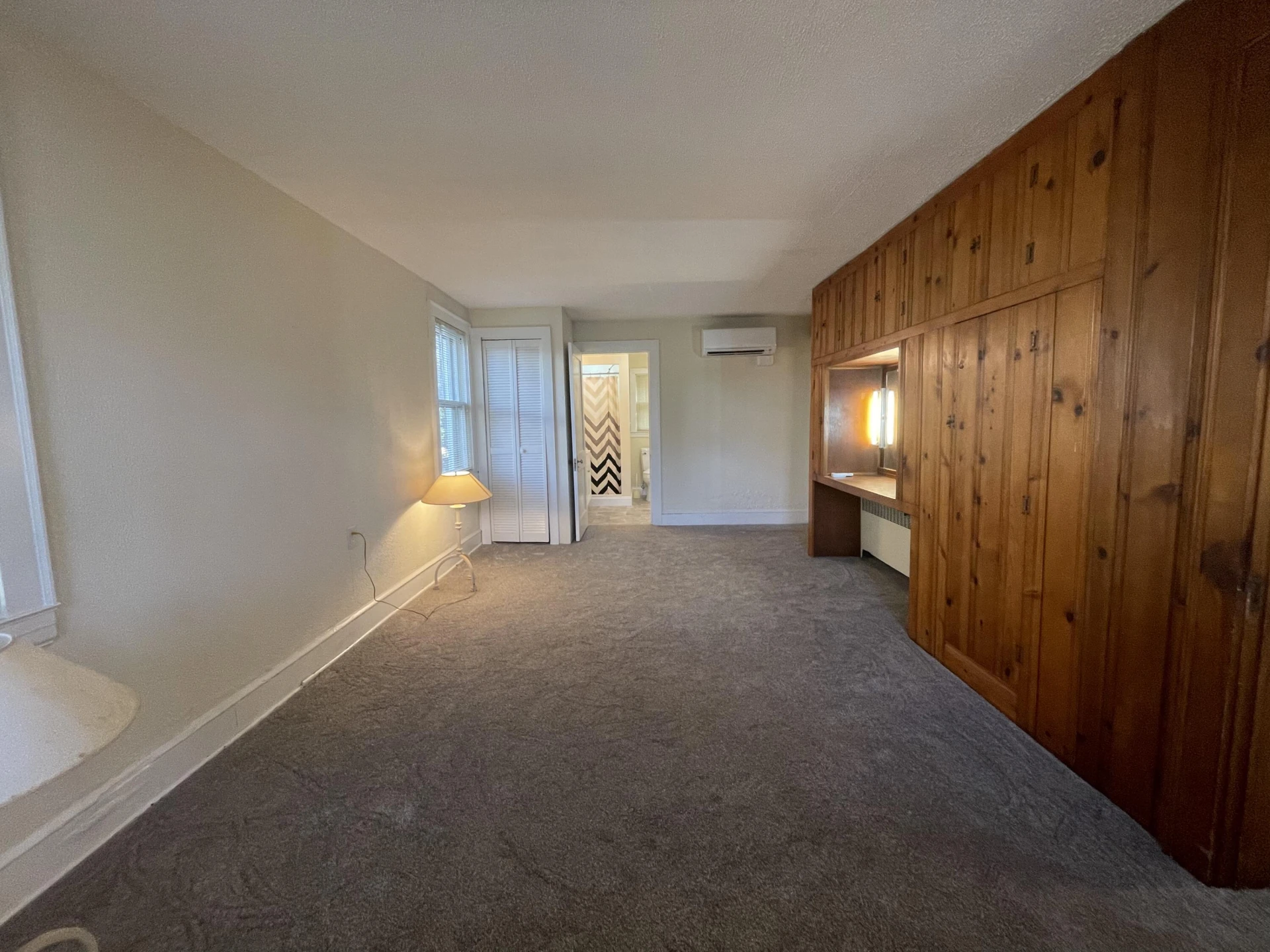 1008 Hampton AVE - Photo 4