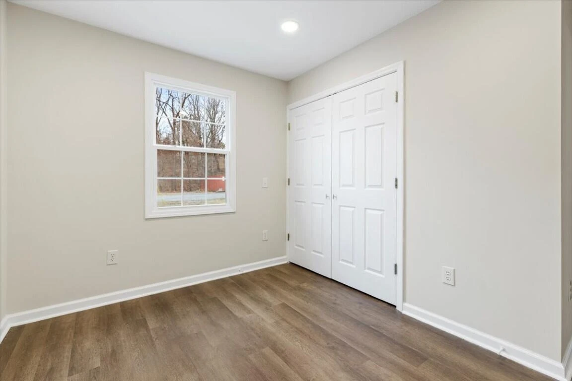 138 Pierce AVE - Photo 20