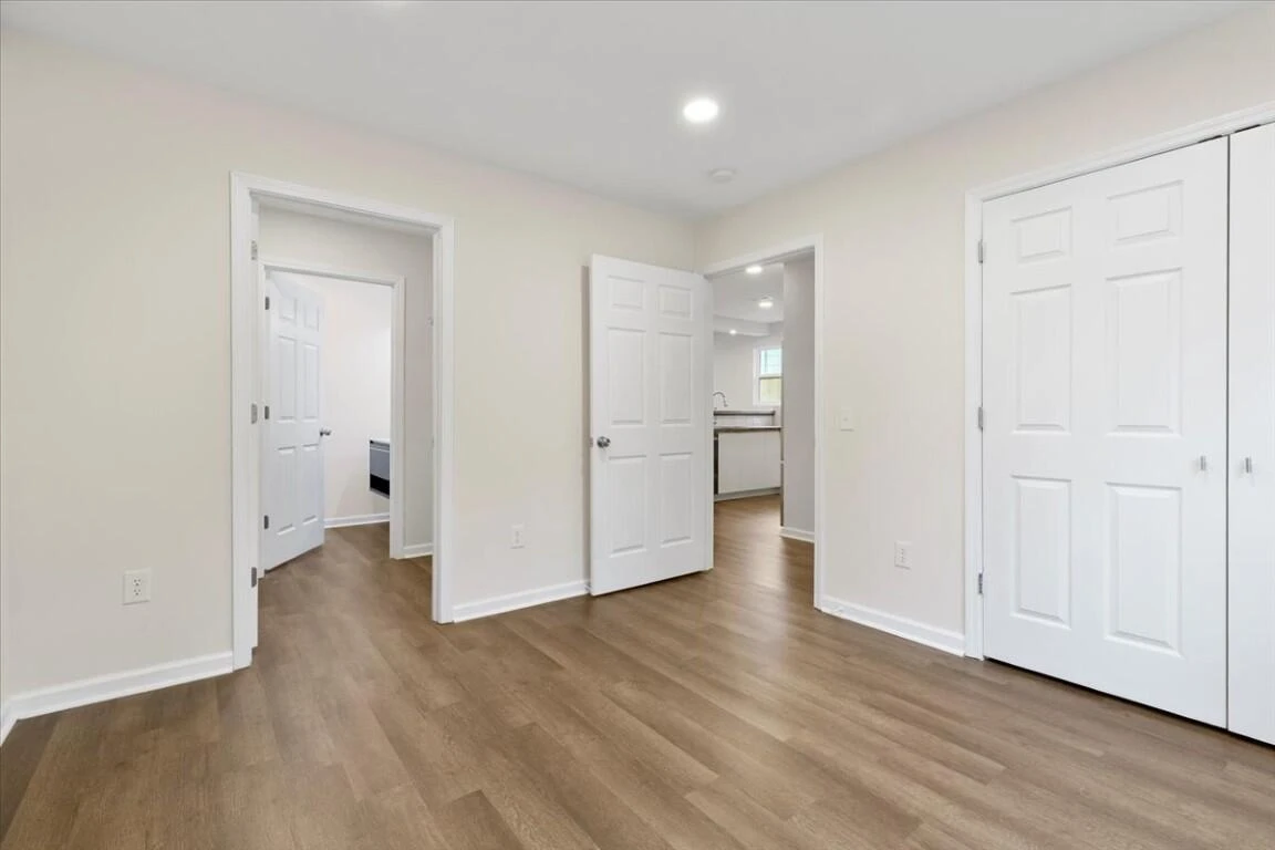 138 Pierce AVE - Photo 26