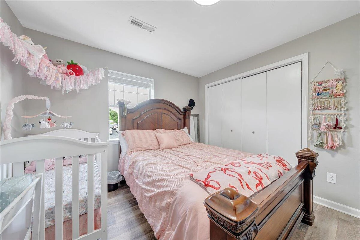 901 Samantha CIR - Photo 29