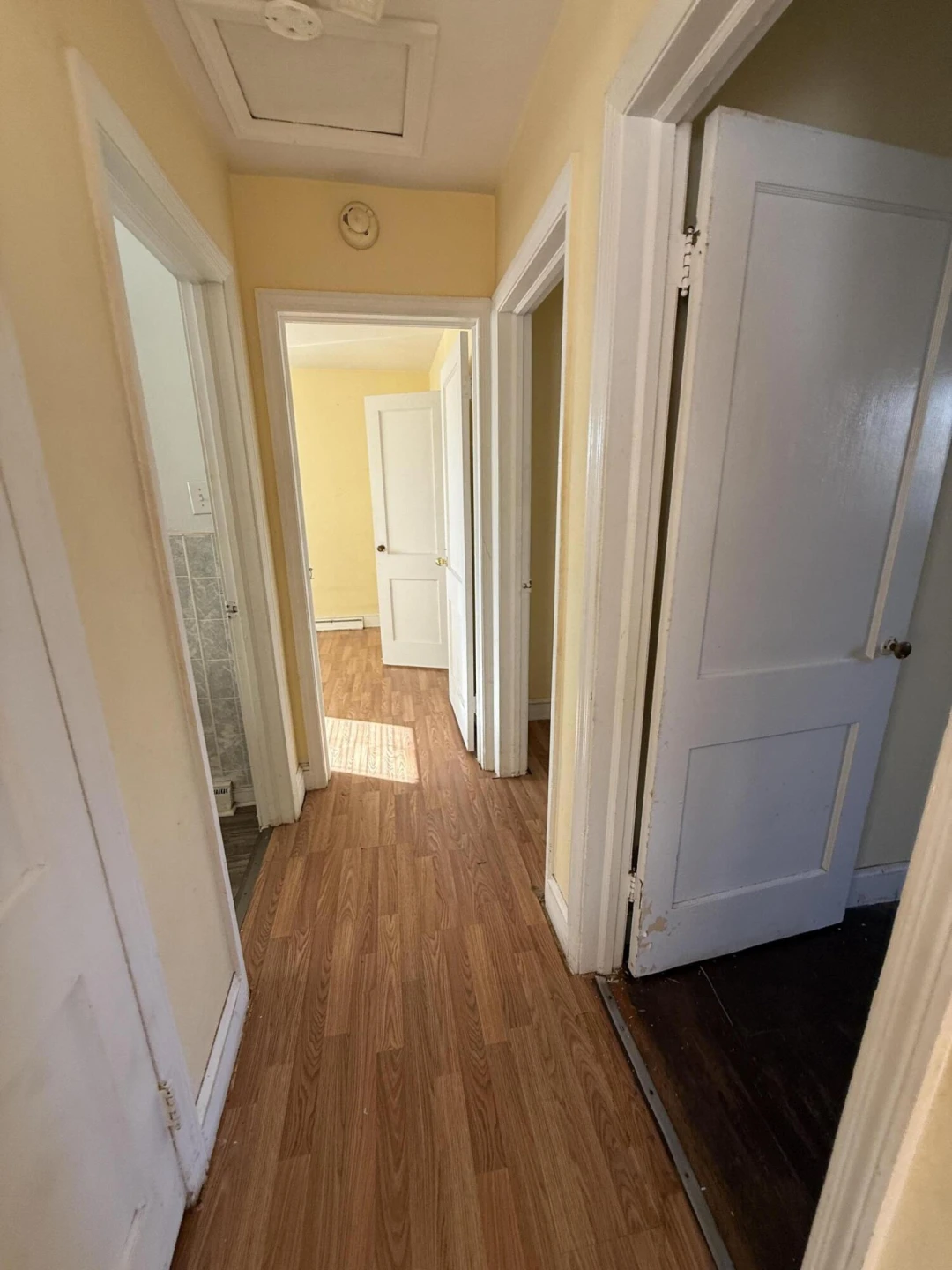 1412 Hillcrest AVE - Photo 3