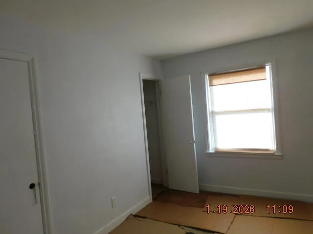 911 LOGAN ST S - Photo 11