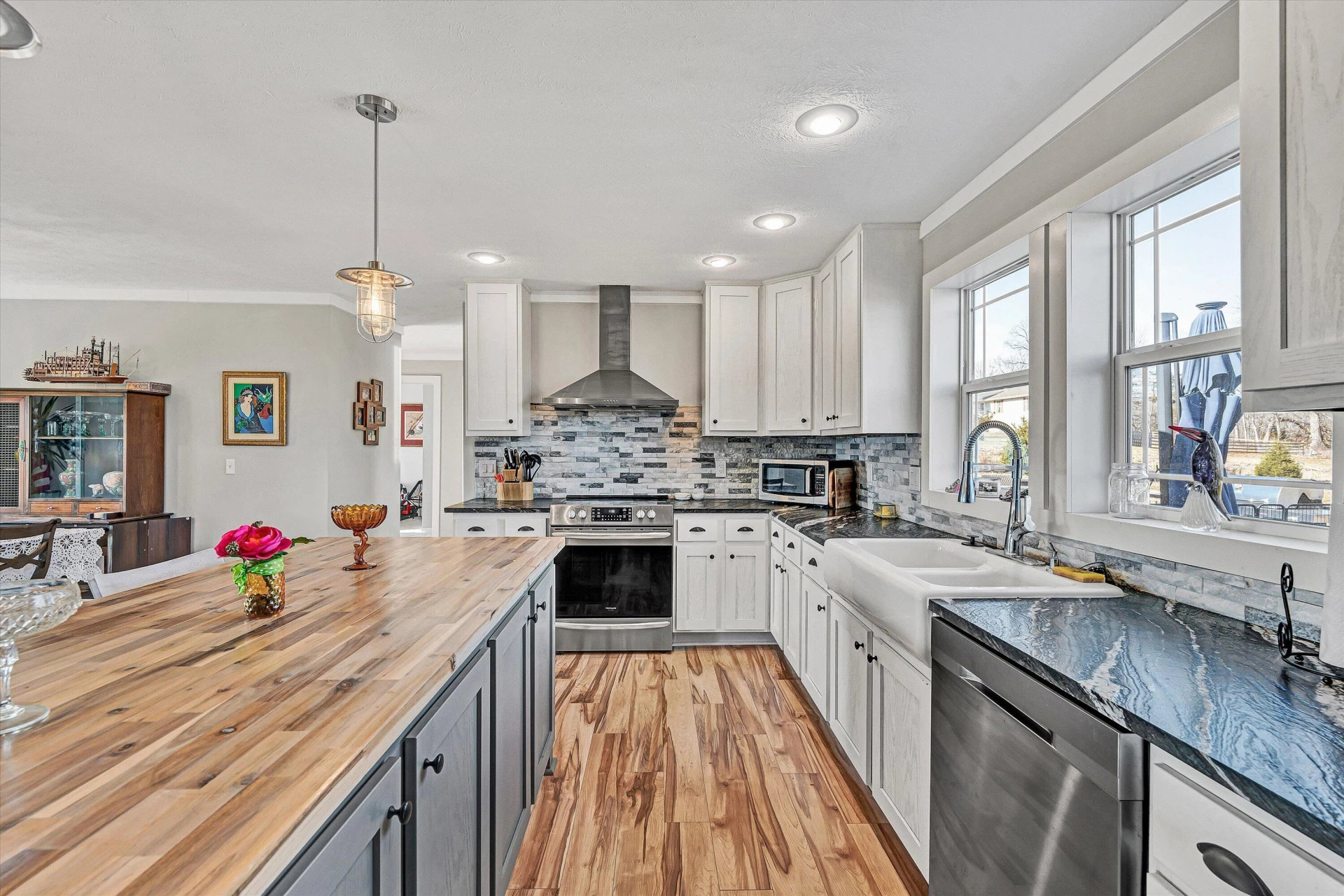 1675 Airport RD - Photo 17