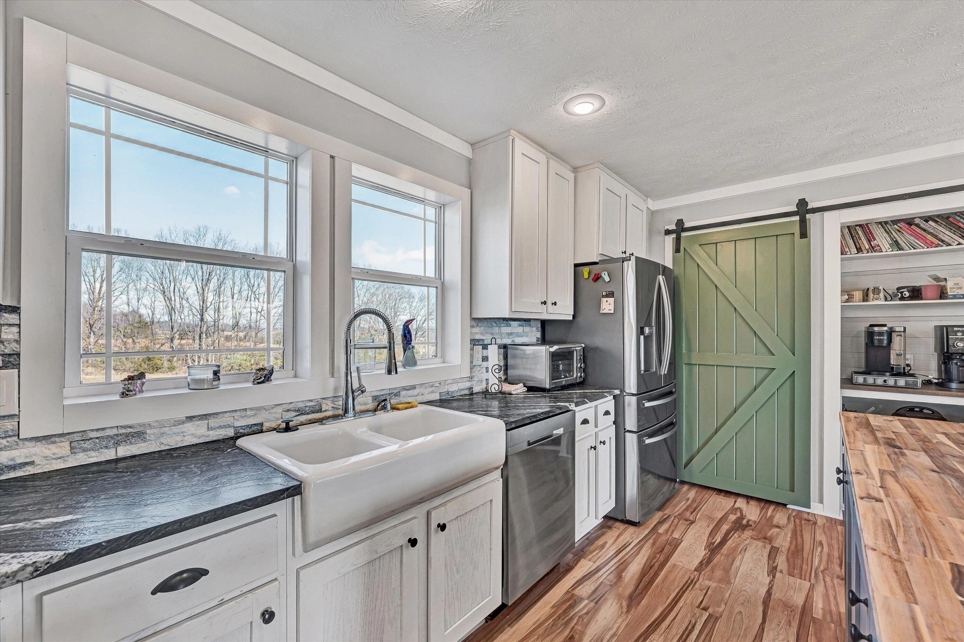 1675 Airport RD - Photo 19