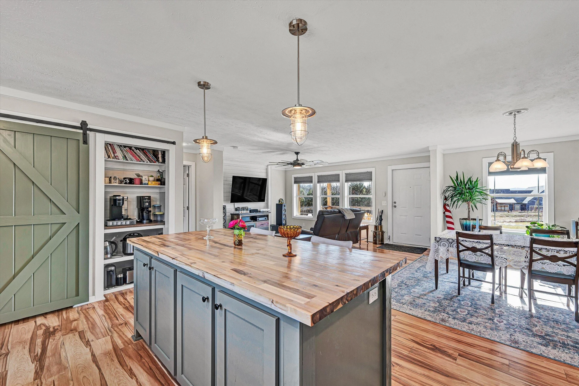 1675 Airport RD - Photo 20