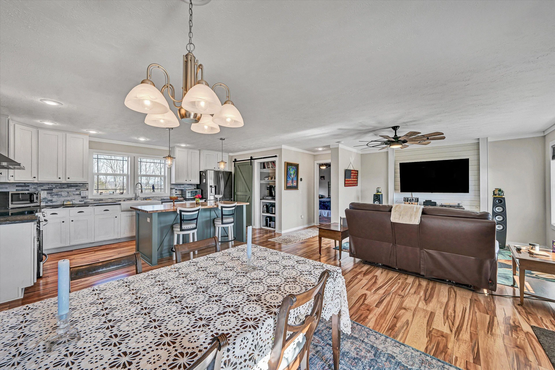 1675 Airport RD - Photo 22