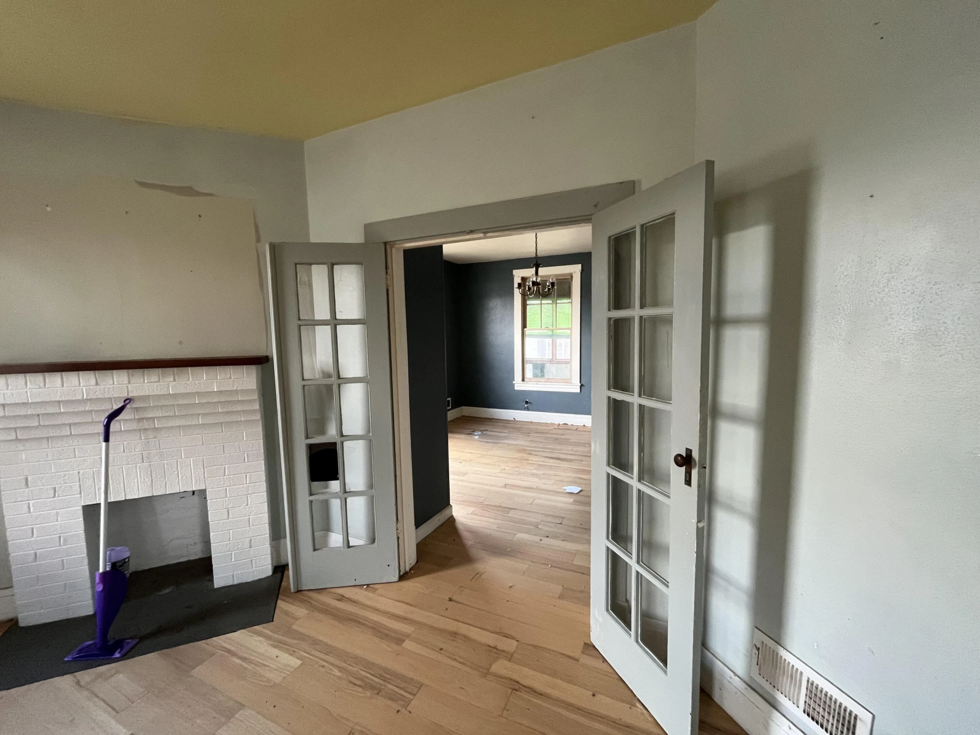 49 Holcombe AVE - Photo 14