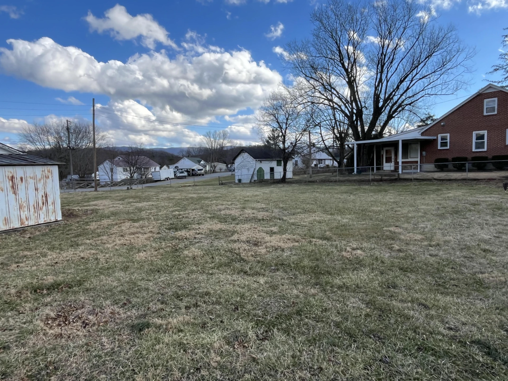 49 Holcombe AVE - Photo 2