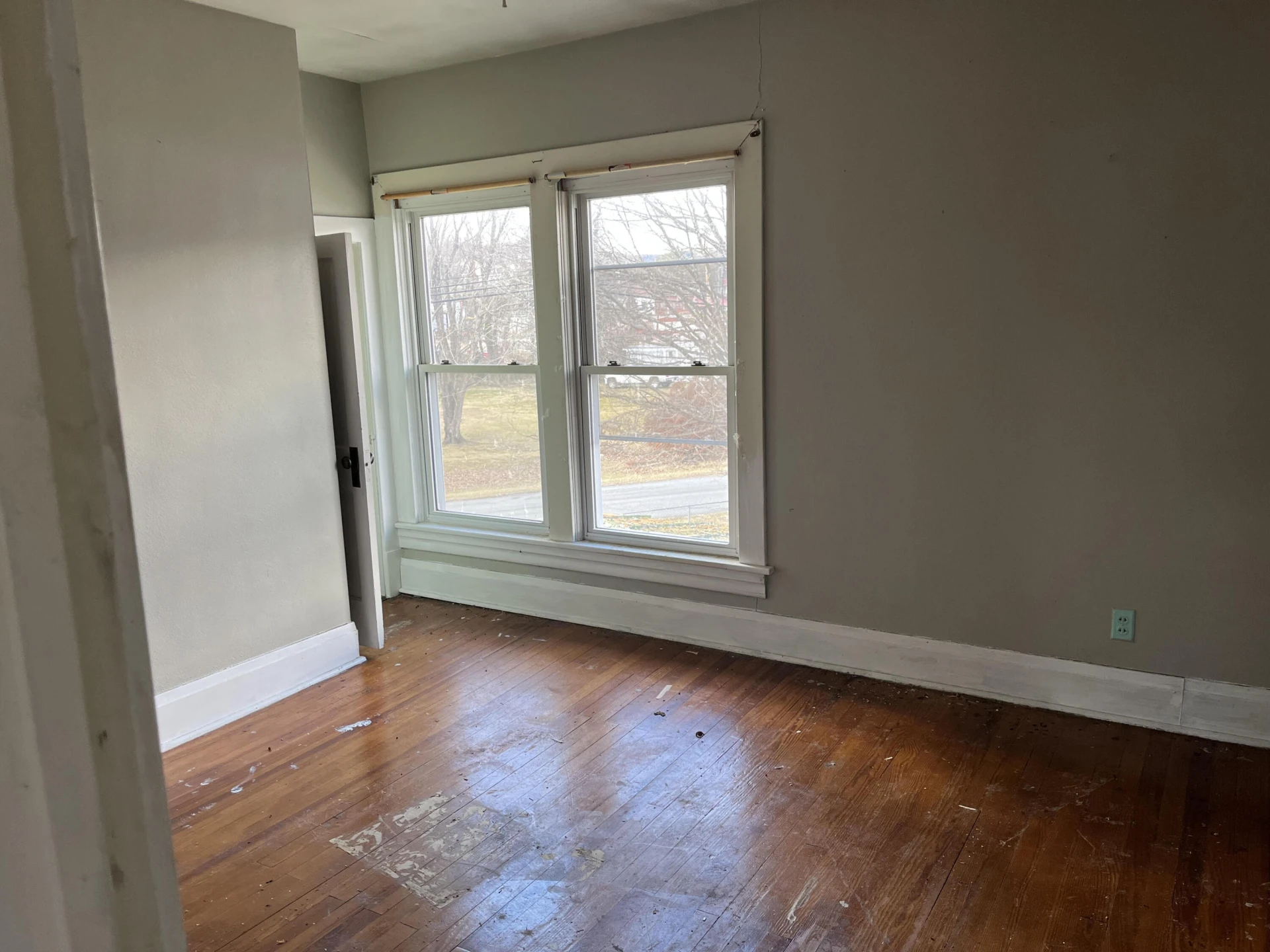 49 Holcombe AVE - Photo 7