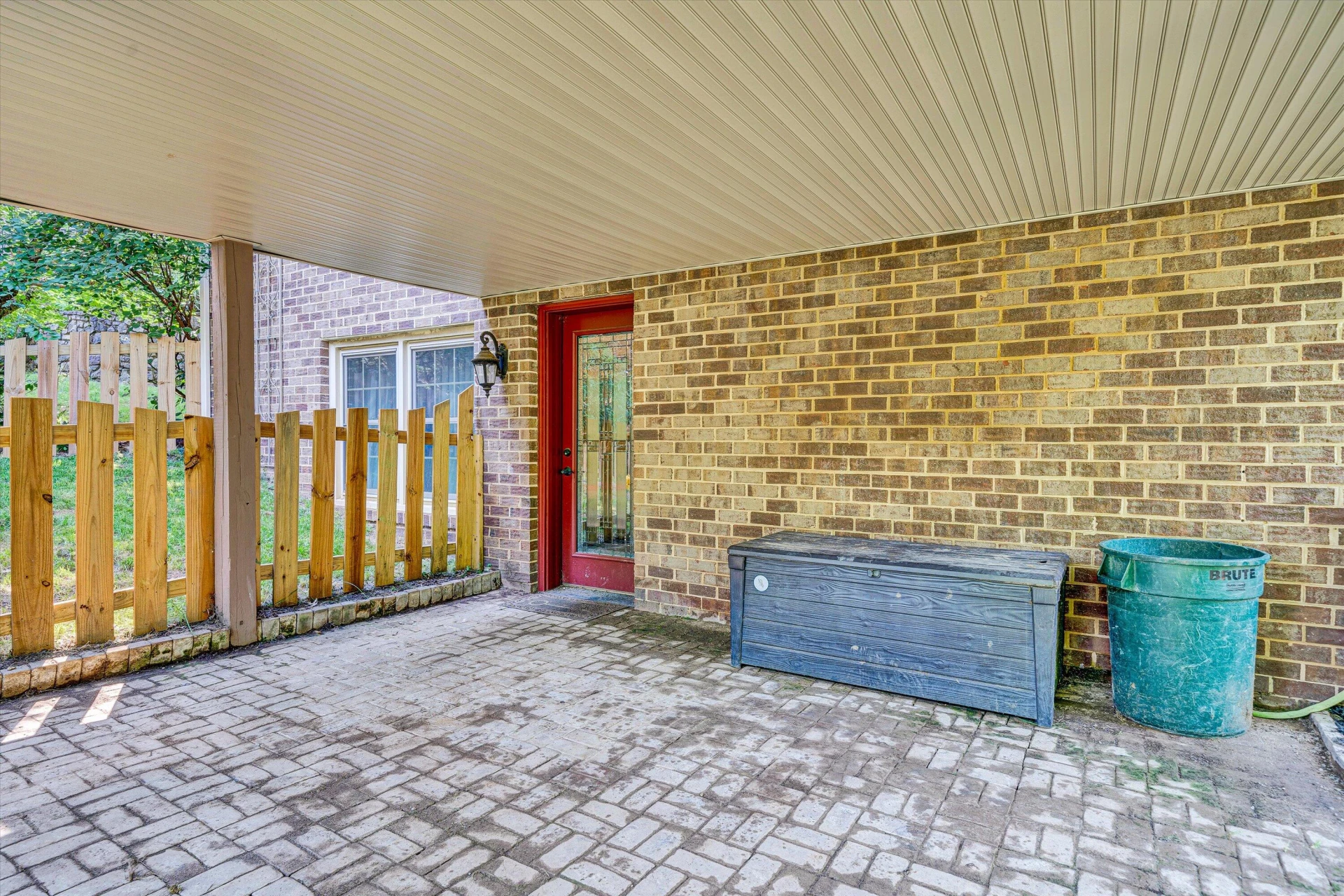 8286 Cardington DR - Photo 32
