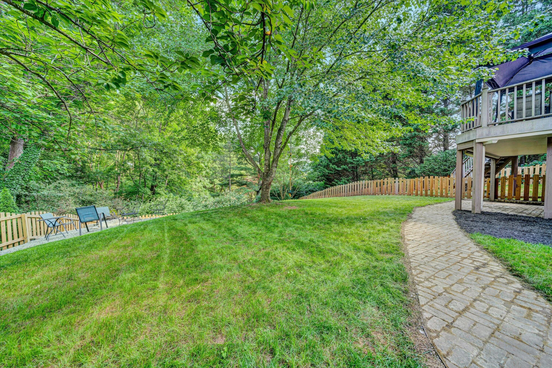 8286 Cardington DR - Photo 33