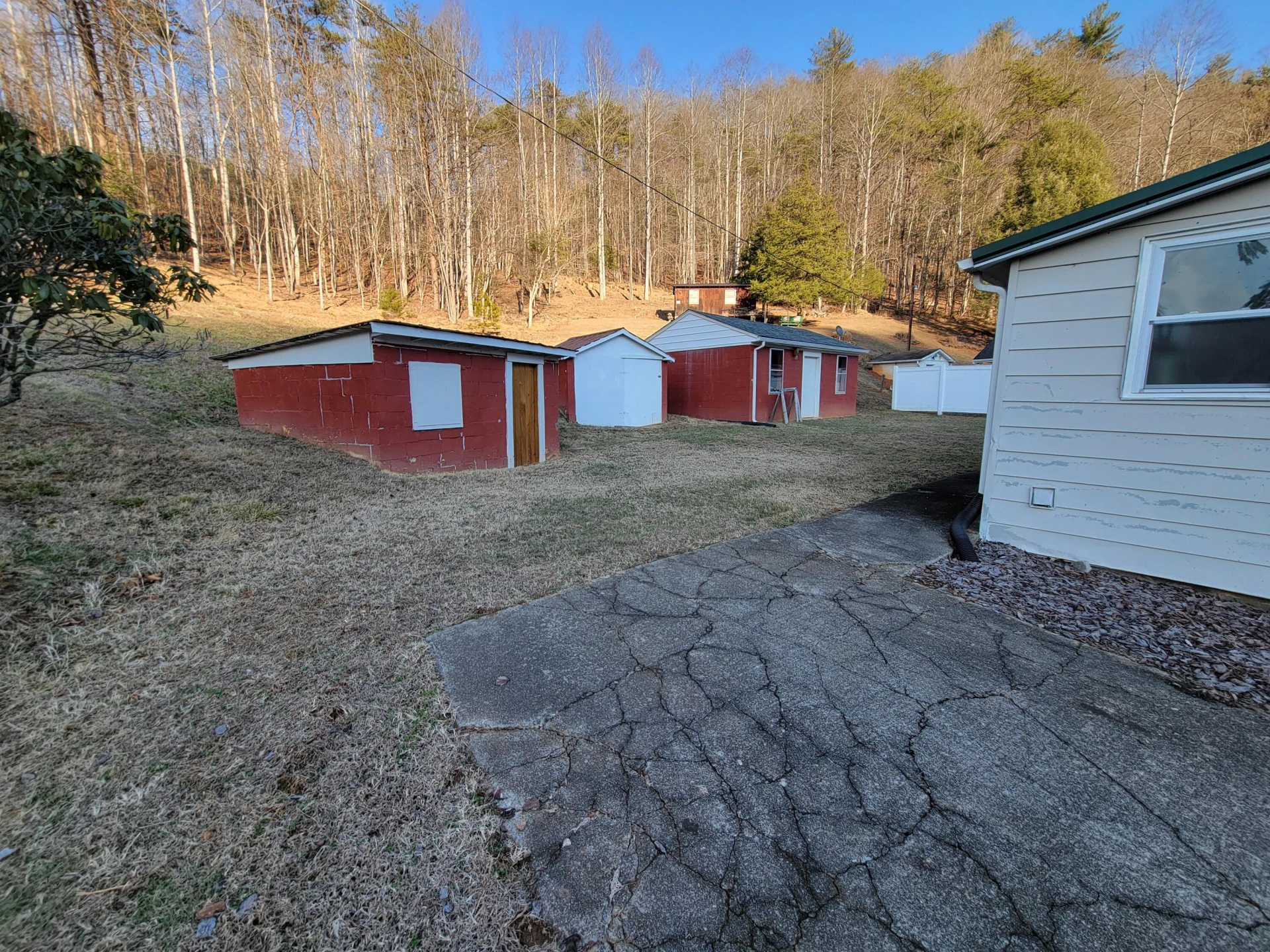390 Riverbrook RD - Photo 27