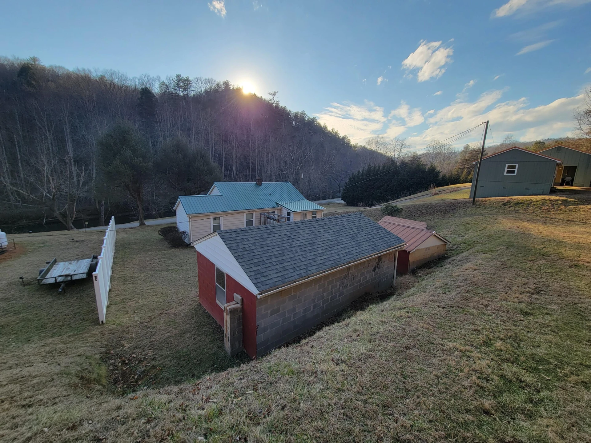 390 Riverbrook RD - Photo 37