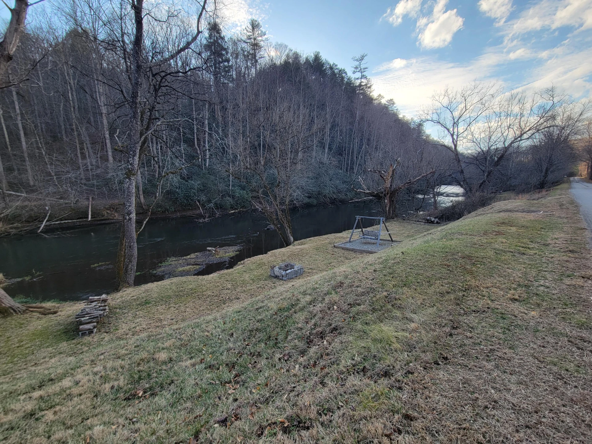 390 Riverbrook RD - Photo 41