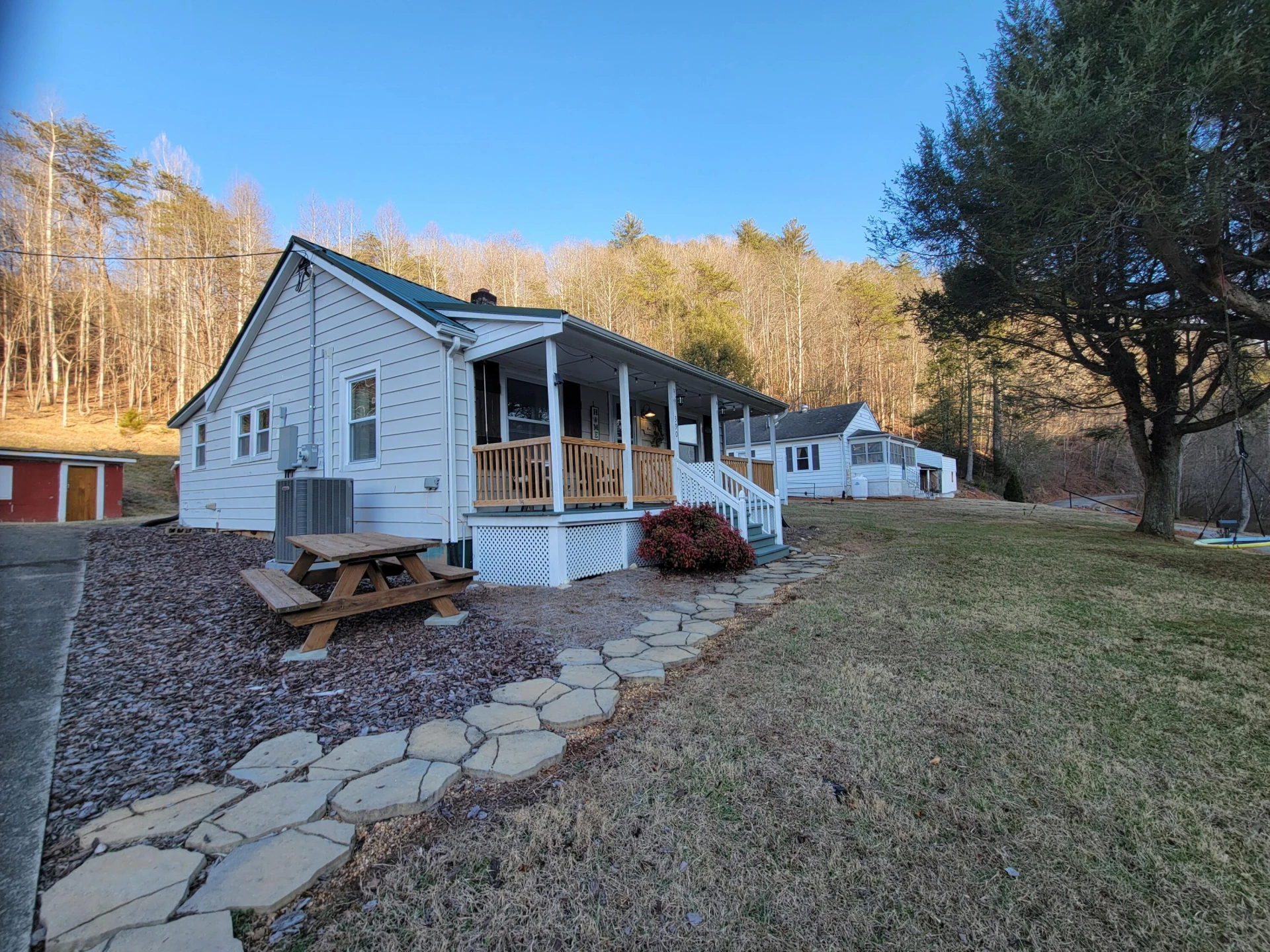 390 Riverbrook RD - Photo 6