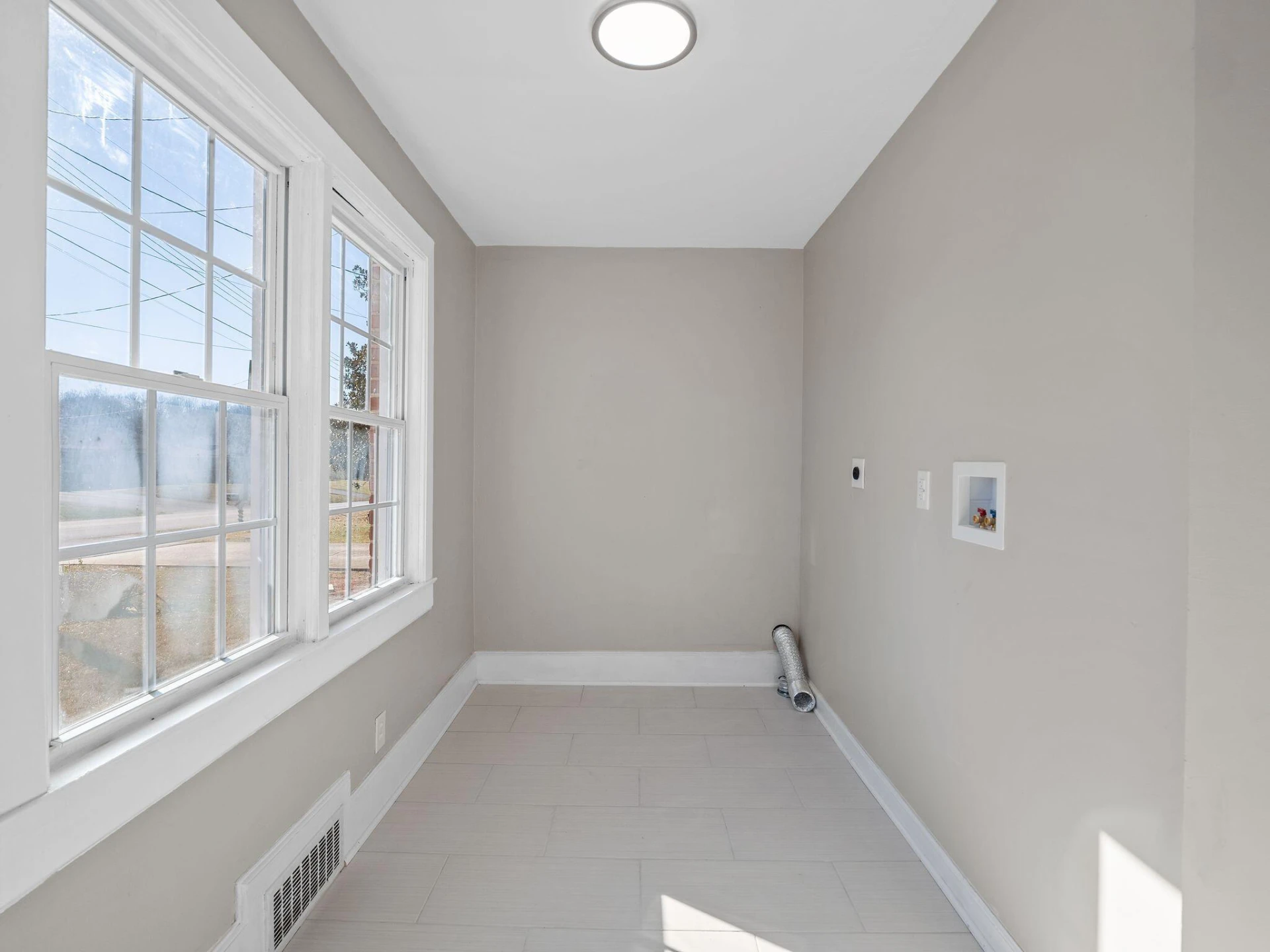 218 E John Redd BLVD - Photo 19