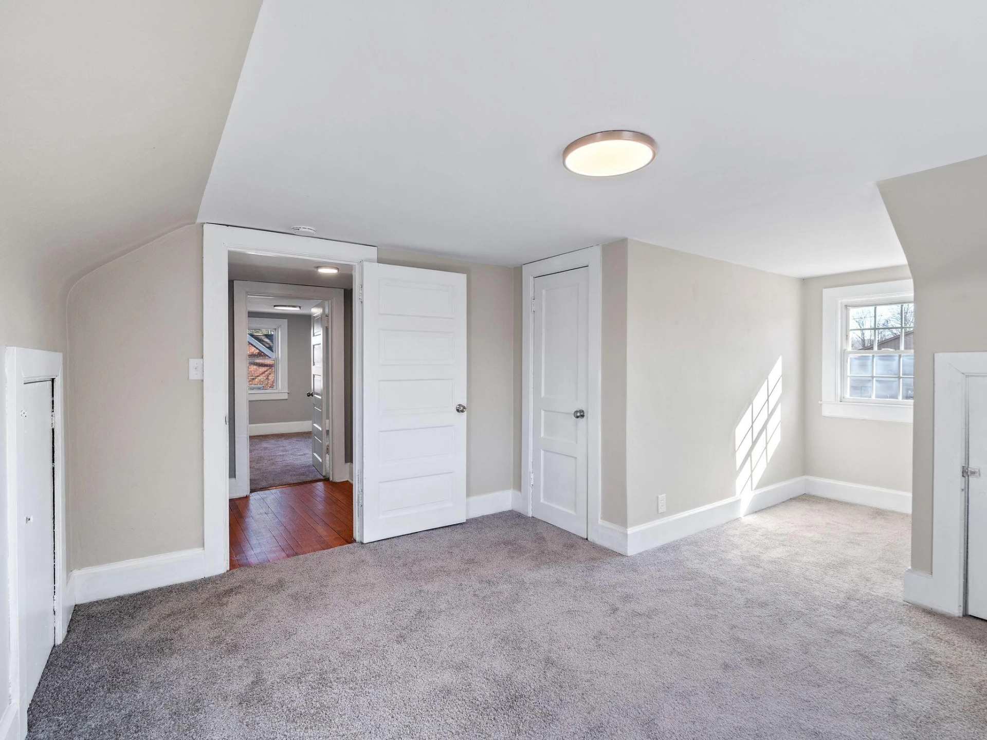 218 E John Redd BLVD - Photo 26