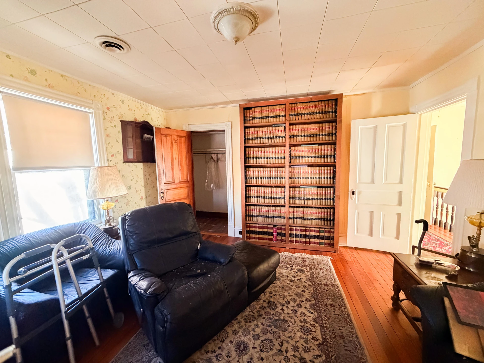 226 W Locust ST - Photo 25