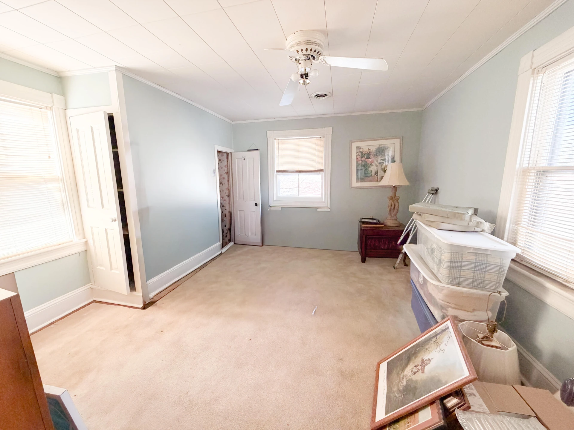 226 W Locust ST - Photo 27