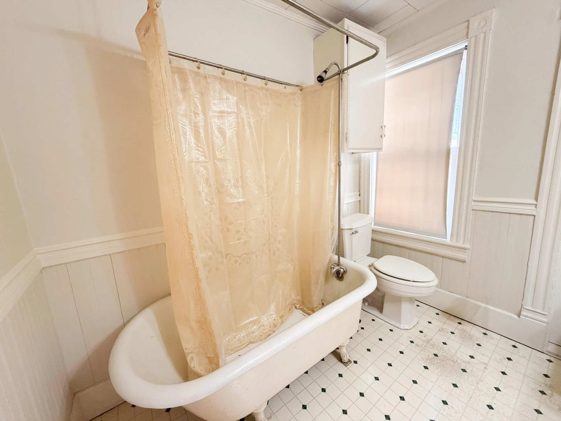 226 W Locust ST - Photo 34